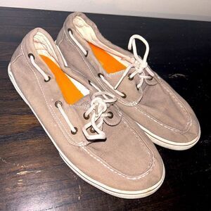 Sperry canvas khaki halyard style boat shoes size 4.5 girls